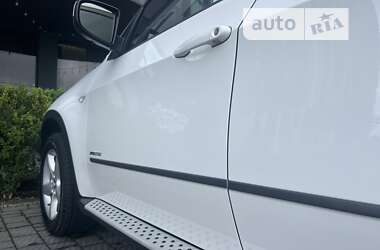 Позашляховик / Кросовер BMW X5 2011 в 
