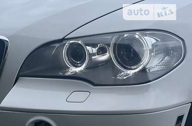 Позашляховик / Кросовер BMW X5 2011 в 