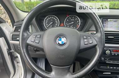 Позашляховик / Кросовер BMW X5 2011 в 