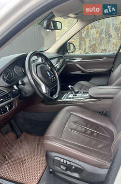 Внедорожник / Кроссовер BMW X5 2015 в 