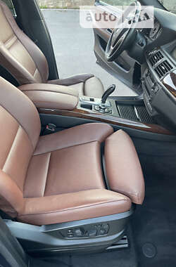 Внедорожник / Кроссовер BMW X5 2013 в 