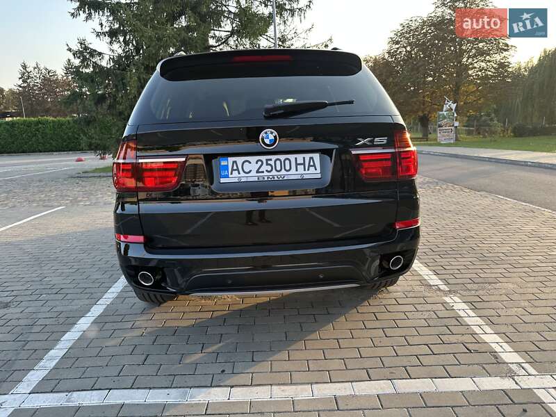 Позашляховик / Кросовер BMW X5 2012 в Луцьку