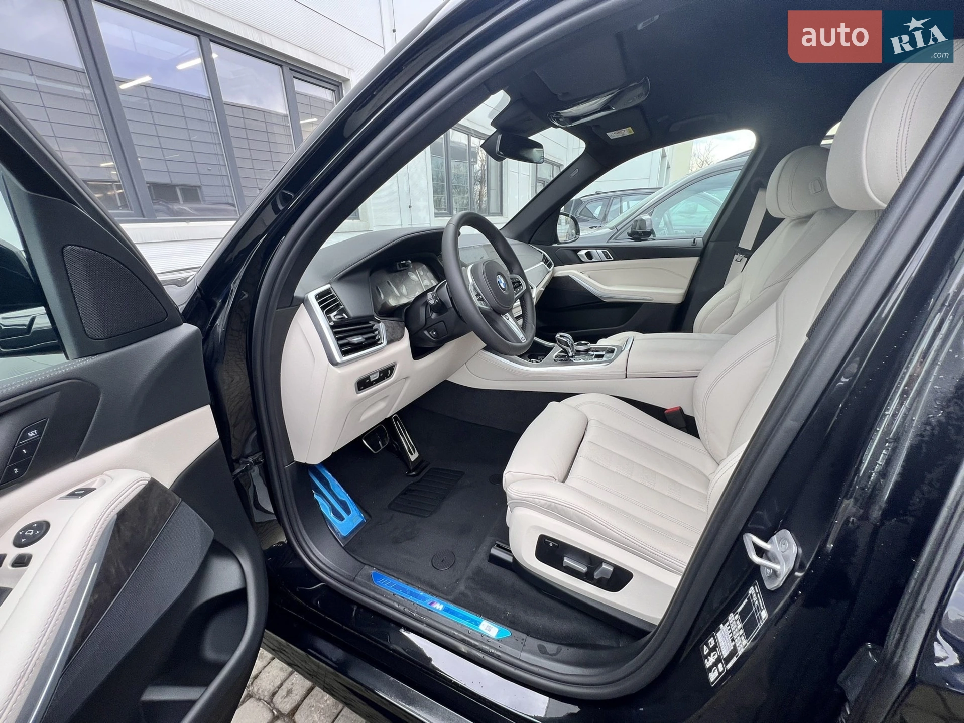 2022 BMW X5 - фото 1