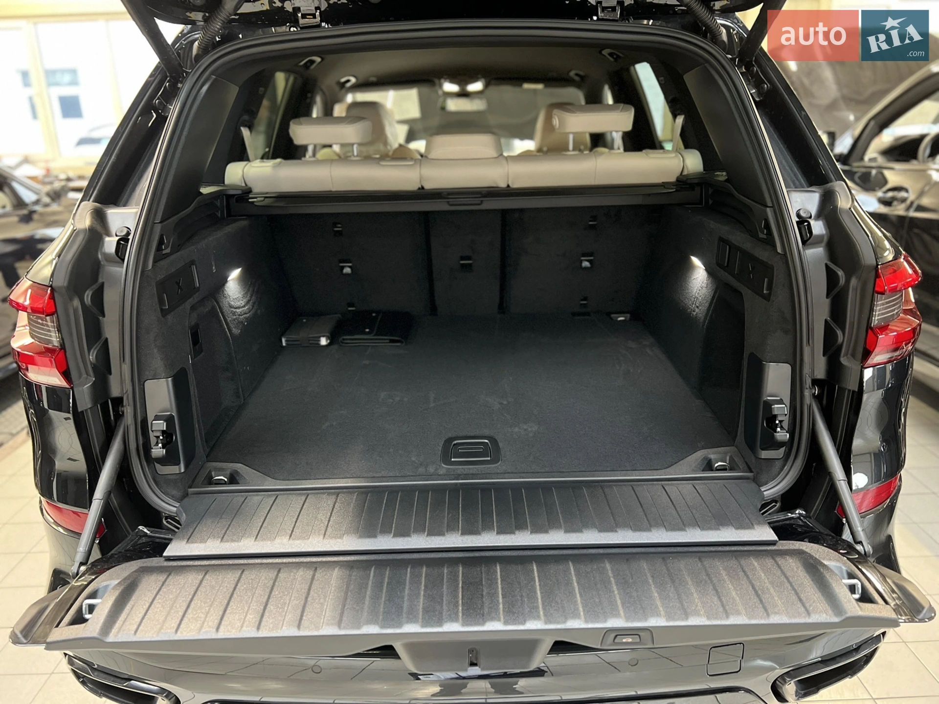 2022 BMW X5 - мініатюра 11