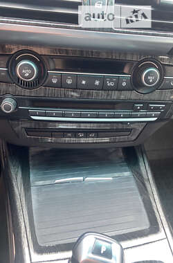 Внедорожник / Кроссовер BMW X5 2009 в 