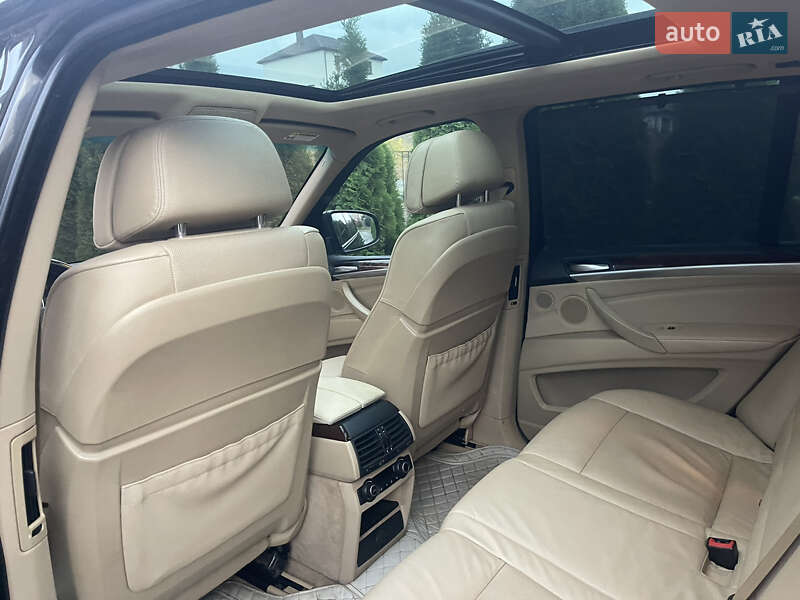 Внедорожник / Кроссовер BMW X5 2007 в Ровно