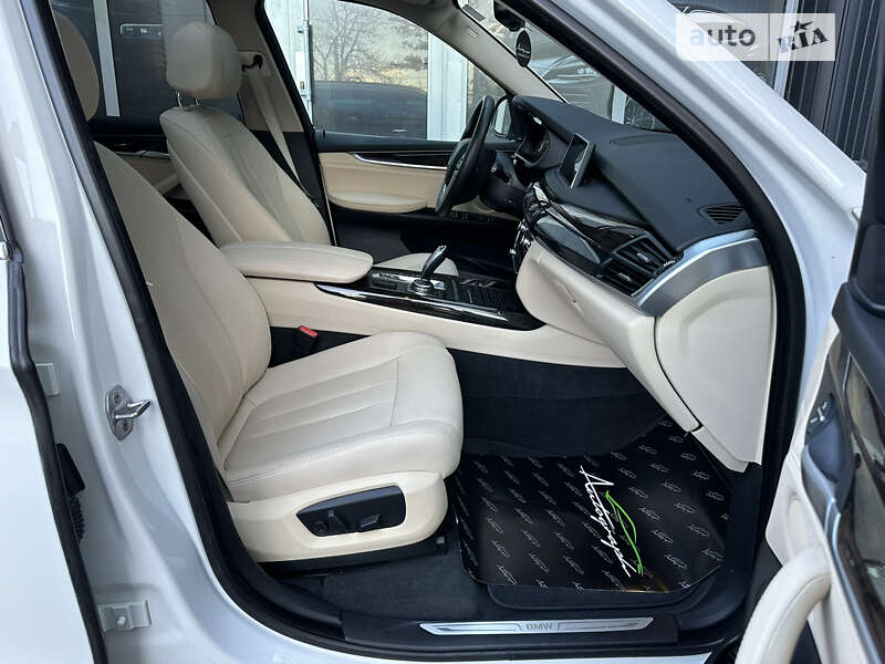Внедорожник / Кроссовер BMW X5 2015 в Киеве