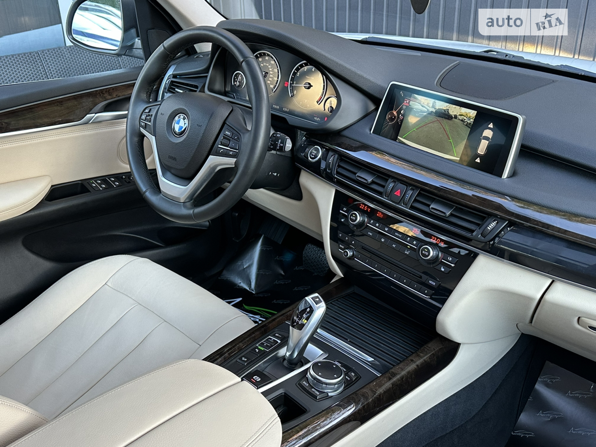 2015 BMW X5 - мініатюра 17