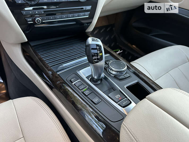 Внедорожник / Кроссовер BMW X5 2015 в Киеве
