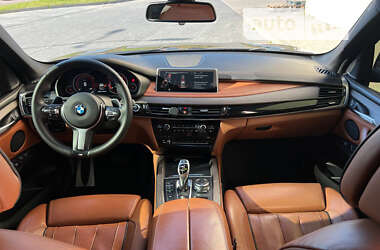 Позашляховик / Кросовер BMW X5 2015 в 
