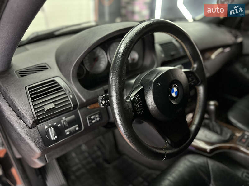 Внедорожник / Кроссовер BMW X5 2005 в Житомире