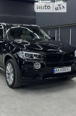 Позашляховик / Кросовер BMW X5 2016 в Києві