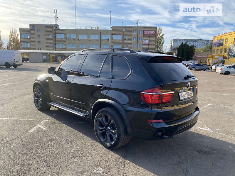 Внедорожник / Кроссовер BMW X5 2011 в Житомире