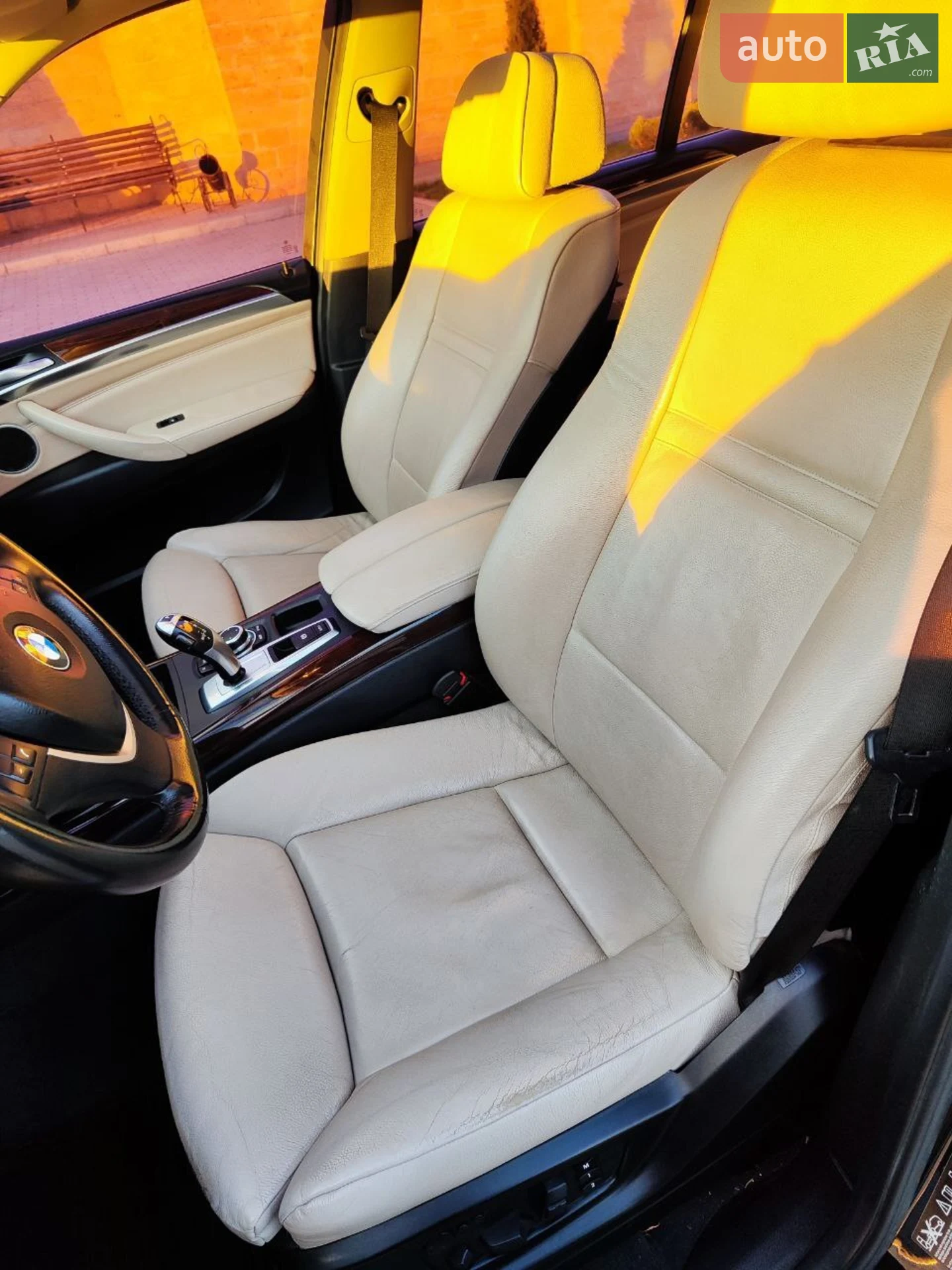 2010 BMW X5 - мініатюра 12