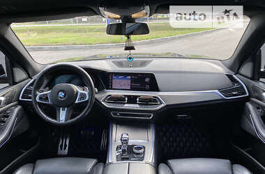 Внедорожник / Кроссовер BMW X5 2019 в 