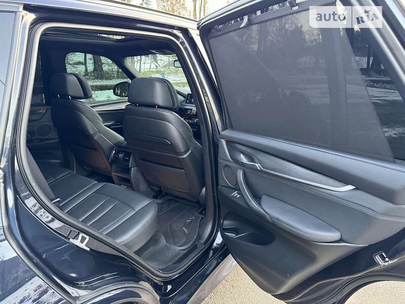Позашляховик / Кросовер BMW X5 2013 в Києві