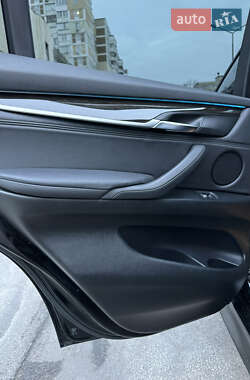 Позашляховик / Кросовер BMW X5 2014 в 