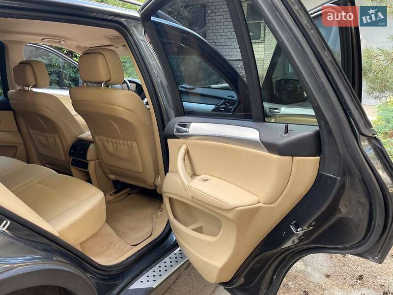 Позашляховик / Кросовер BMW X5 2012 в Подільську