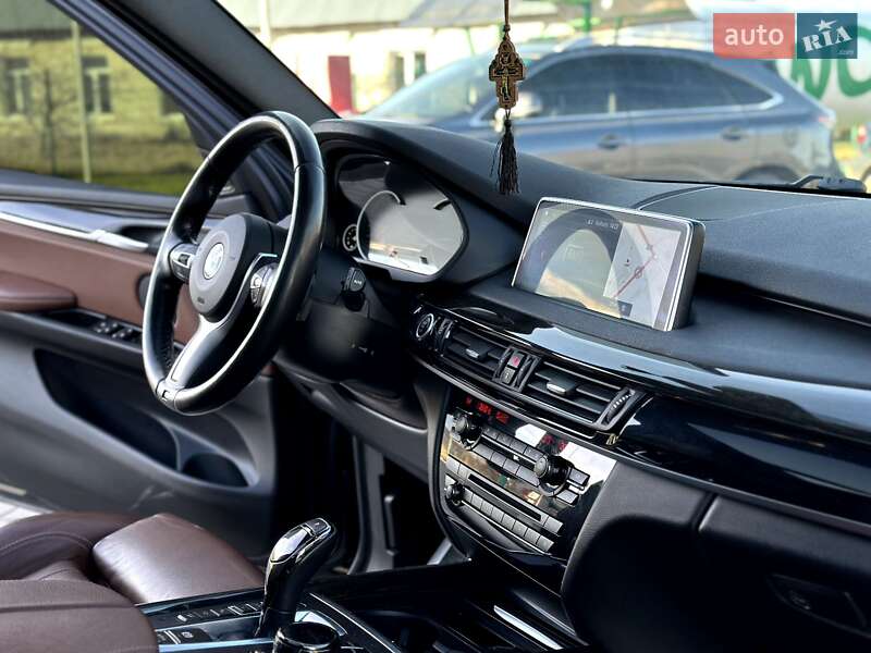 Позашляховик / Кросовер BMW X5 2017 в Косові