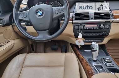 Внедорожник / Кроссовер BMW X5 2010 в Пирятине