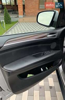 Внедорожник / Кроссовер BMW X5 2012 в 