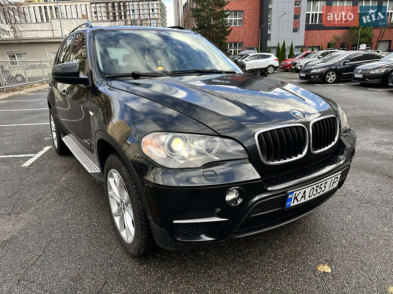 Внедорожник / Кроссовер BMW X5 2011 в Киеве