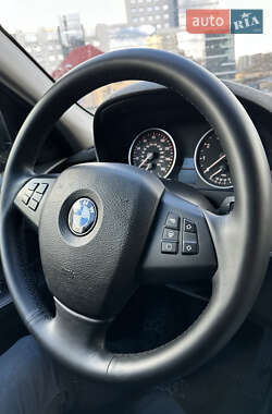 Внедорожник / Кроссовер BMW X5 2011 в Киеве