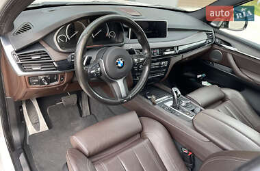 Позашляховик / Кросовер BMW X5 2017 в 