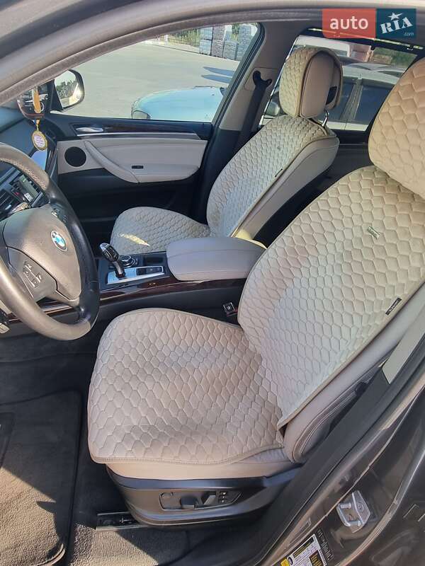 Позашляховик / Кросовер BMW X5 2011 в Краснограді