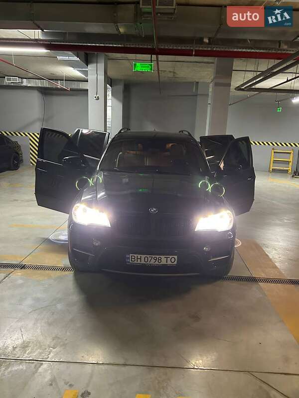 Позашляховик / Кросовер BMW X5 2013 в Одесі