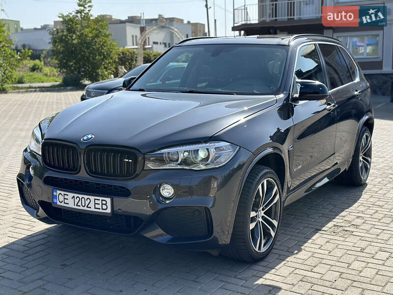 Позашляховик / Кросовер BMW X5 2014 в Чернівцях
