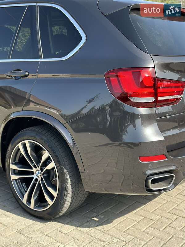 Позашляховик / Кросовер BMW X5 2014 в Чернівцях