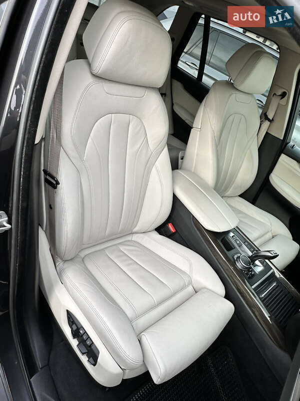 Позашляховик / Кросовер BMW X5 2014 в Рівному