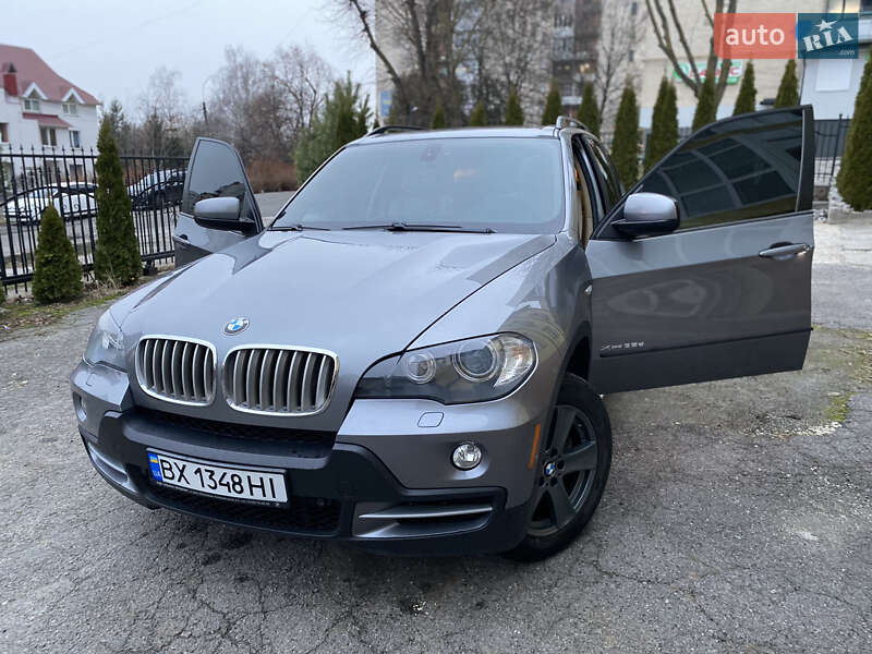 Внедорожник / Кроссовер BMW X5 2010 в Хмельницком