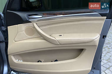 Внедорожник / Кроссовер BMW X5 2010 в Хмельницком
