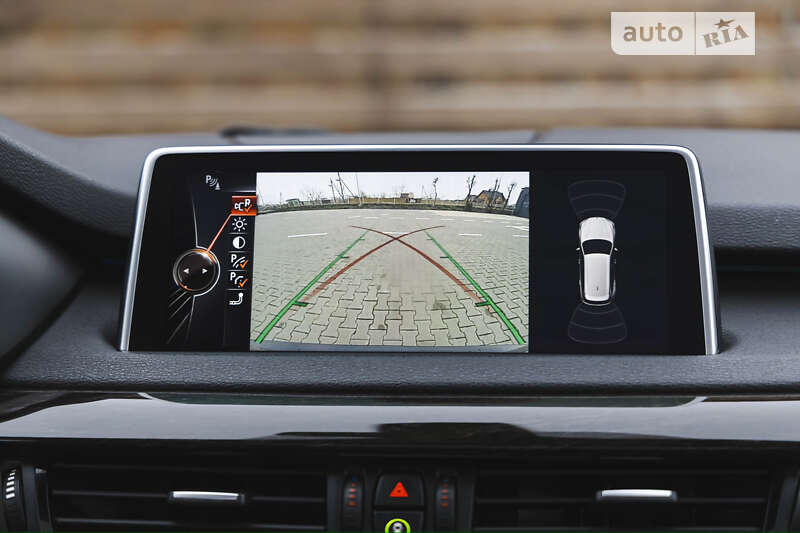 Позашляховик / Кросовер BMW X5 2015 в Луцьку