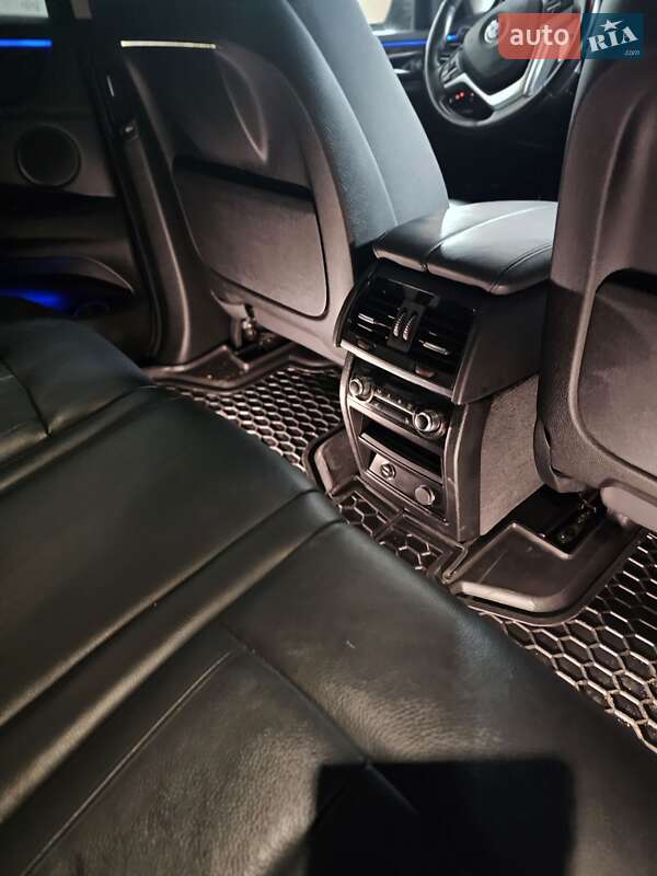 Внедорожник / Кроссовер BMW X5 2016 в Тернополе фото 33 Внедорожник / Кроссовер BMW X5 2016 в Тернополе
