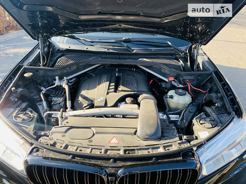 Позашляховик / Кросовер BMW X5 2016 в Києві