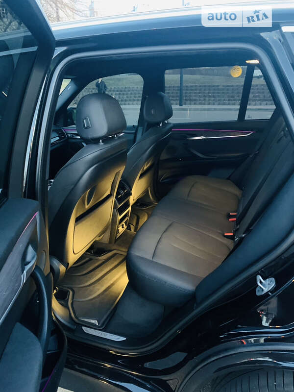 Позашляховик / Кросовер BMW X5 2016 в Києві