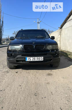 Внедорожник / Кроссовер BMW X5 2002 в Николаеве