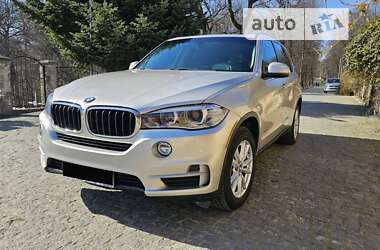 Внедорожник / Кроссовер BMW X5 2014 в Черновцах