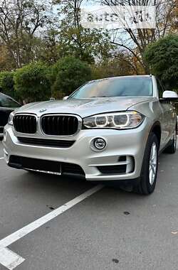 Внедорожник / Кроссовер BMW X5 2014 в Черновцах