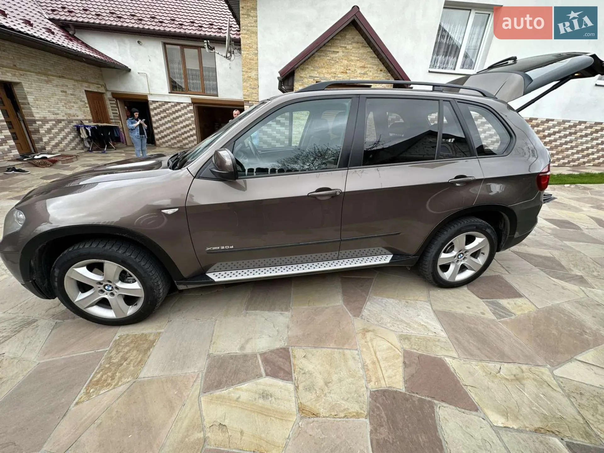 2010 BMW X5 - мініатюра 2