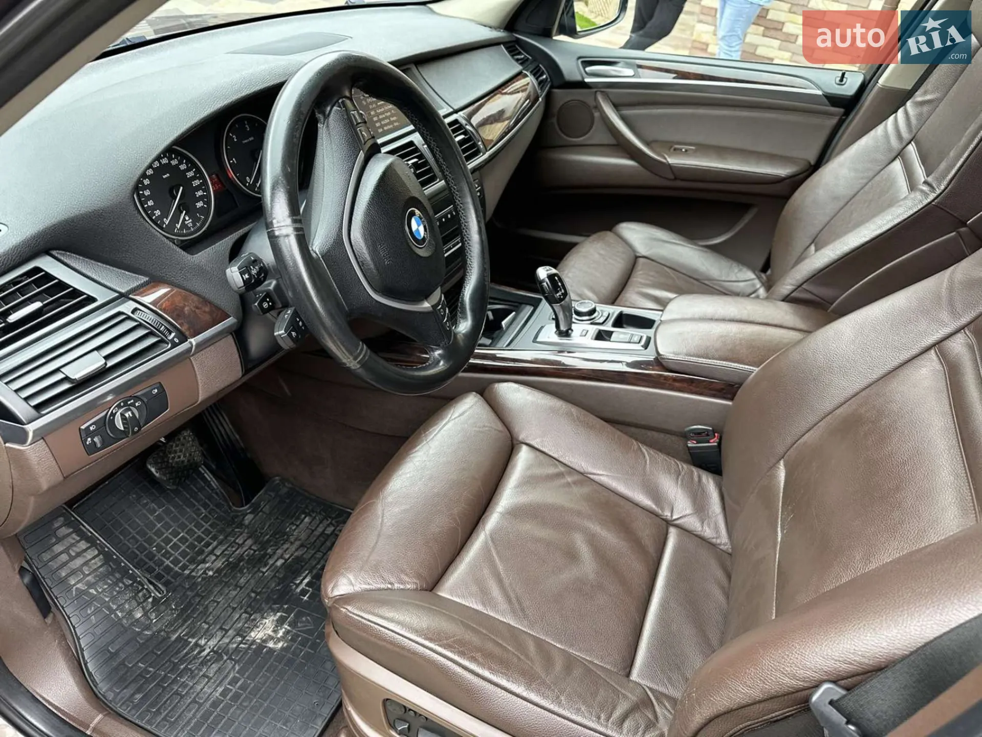 2010 BMW X5 - мініатюра 3