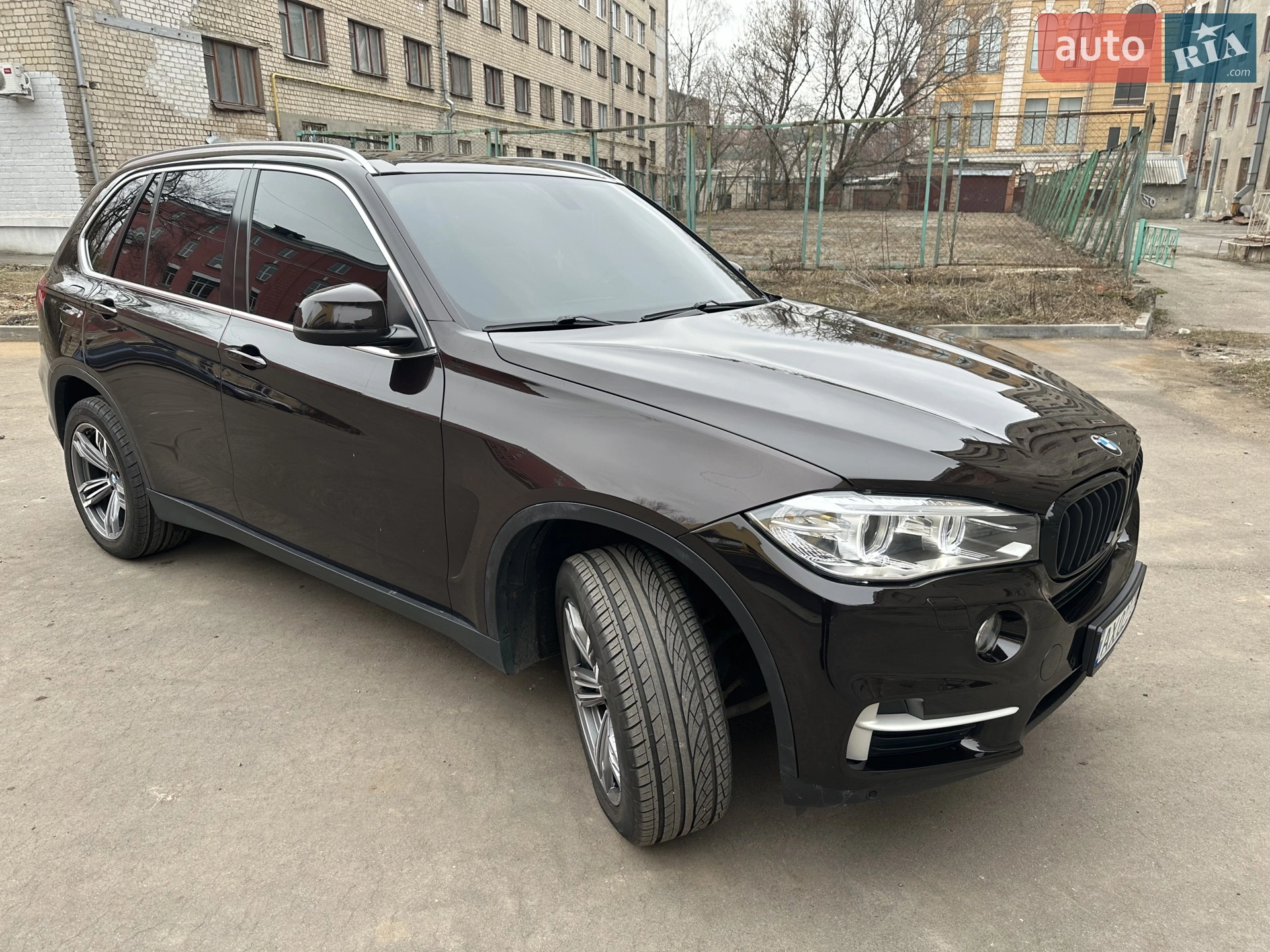 BMW X5 2015 VIN WBALS010500S32421 фото оголошення 2 з 16