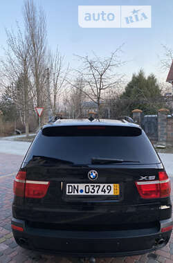 Позашляховик / Кросовер BMW X5 2008 в Вараші
