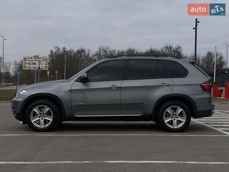 Позашляховик / Кросовер BMW X5 2012 в Рівному