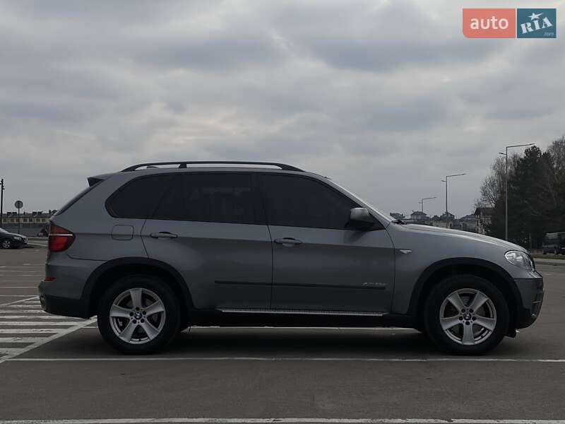 Позашляховик / Кросовер BMW X5 2012 в Рівному