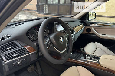 Внедорожник / Кроссовер BMW X5 2010 в Киеве