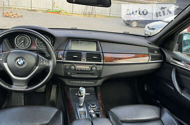 Позашляховик / Кросовер BMW X5 2010 в Кременці